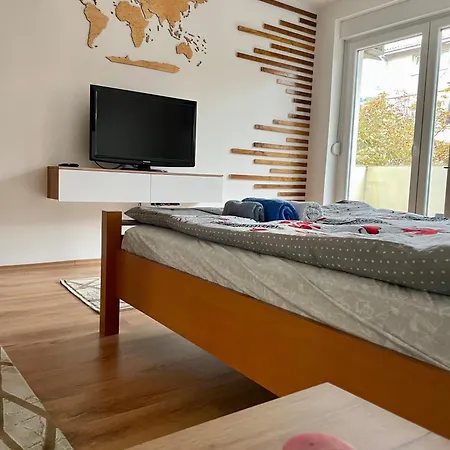 Luxury Center Apartment